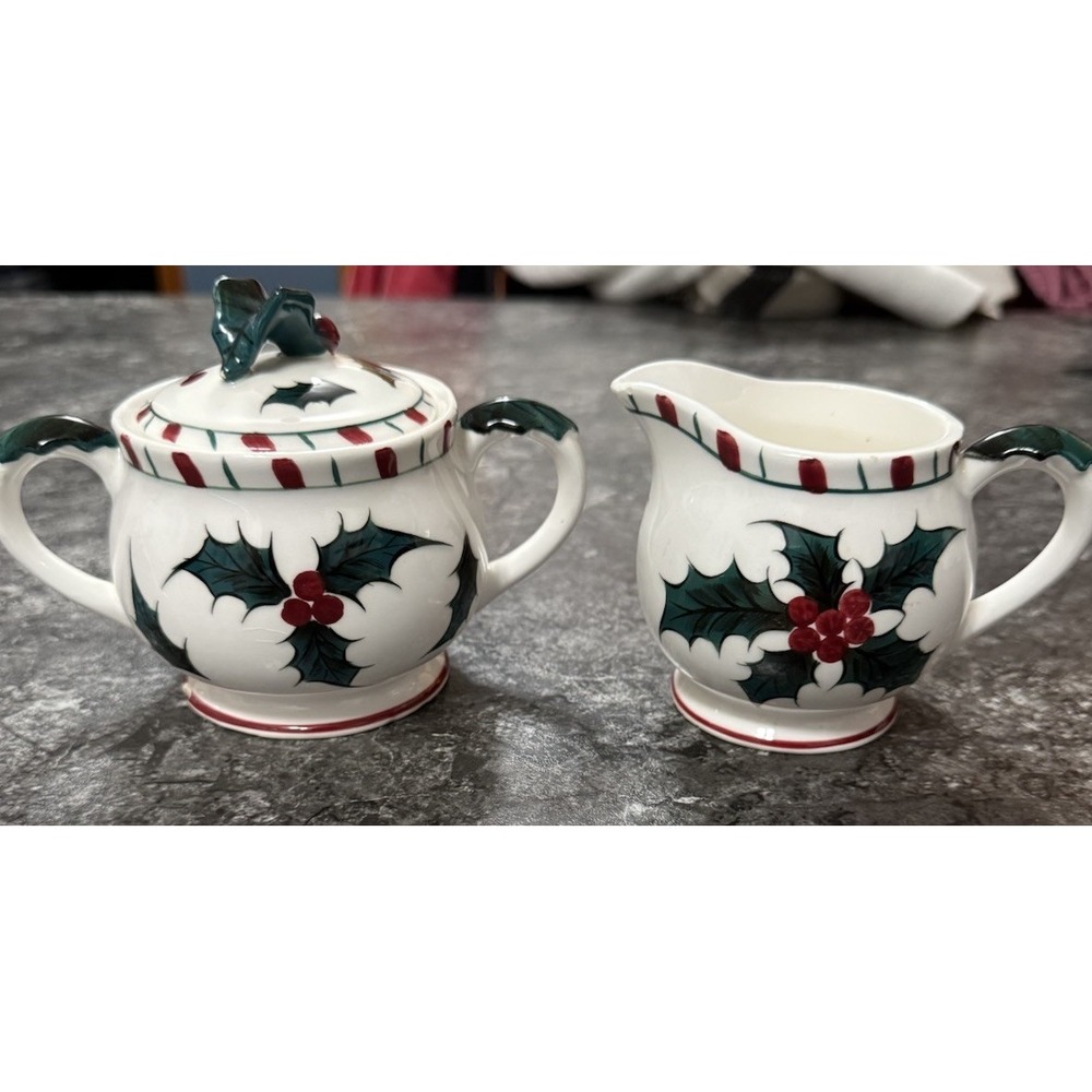 Vintage Lefton Holly Berry Creamer Sugar Bowl Hand Decorated #029 Japan‎